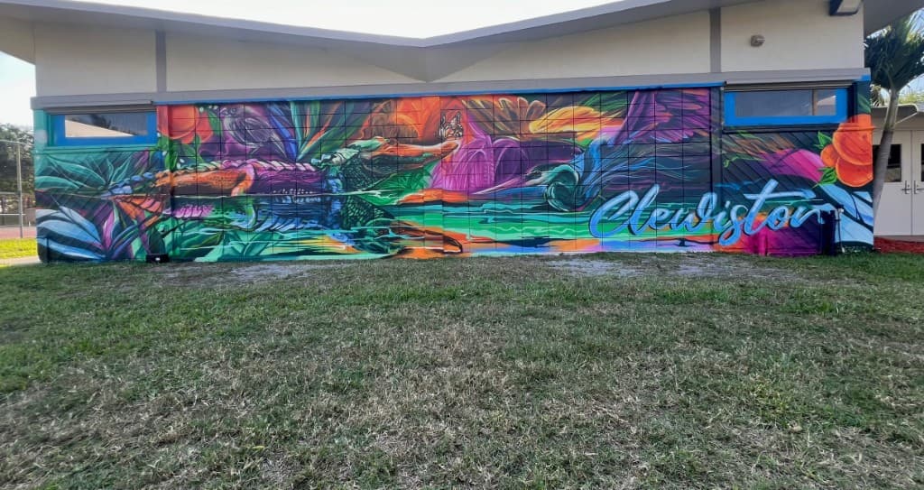 Clewiston Sugar Festival mural painted by Mark Francis of Bulk Styles in Clewiston Florida